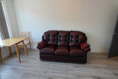 1 bedroom flat to rent, City Road, Cardiff