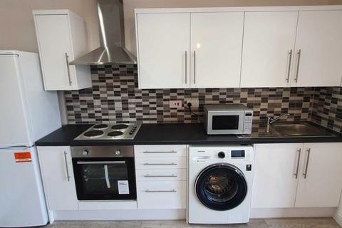 1 bedroom flat to rent, City Road, Cardiff