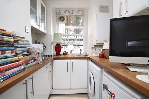 undefined, Chiswick Road, London, W4