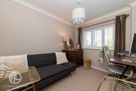 12 Gillison Close, Letchworth Garden City, SG6 1QL