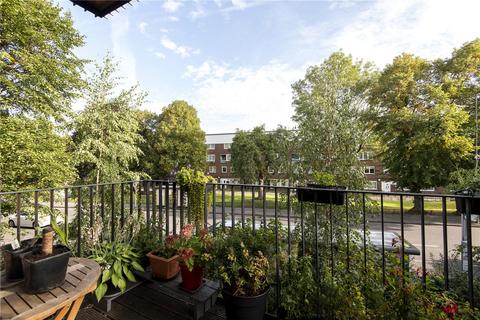 Flat 4, 1d Palace Road, London, SW2 3DY