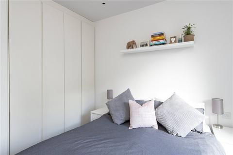 Flat 4, 1d Palace Road, London, SW2 3DY