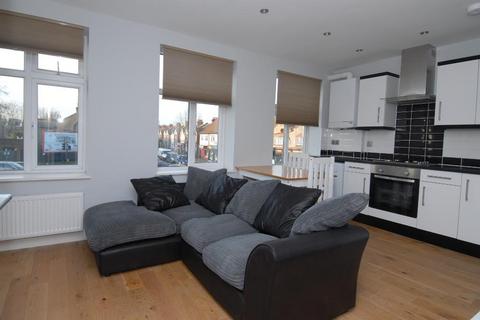 2 bedroom flat to rent, Kingston Road, Wimbledon Chase, SW20 8LR
