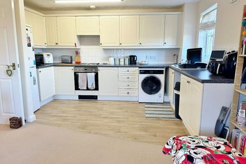 2 bedroom flat to rent, Cheere Way, Papworth Everard