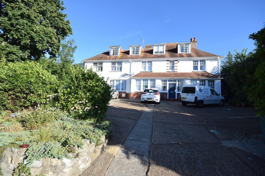 Lane End Road, Bembridge, PO35 5SU 2 bed flat £189,950