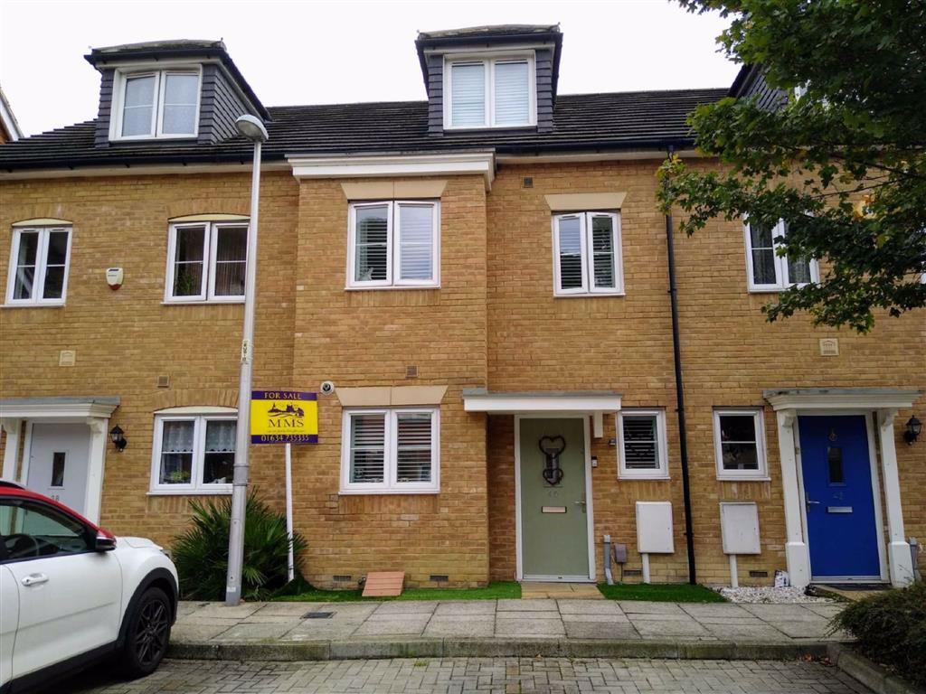 Eustace Crescent, Medway Gate, Rochester 3 bed house £300,000