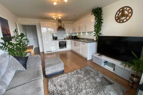2 bedroom flat for sale, Gemini Park, Borehamwood