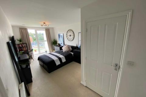 2 bedroom flat for sale, Gemini Park, Borehamwood