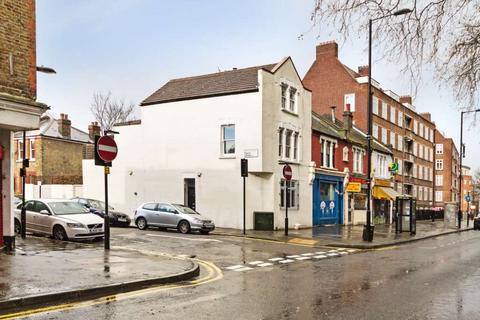1 bedroom apartment to rent, Shacklewell Lane, Dalston, E8