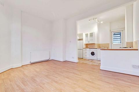 1 bedroom apartment to rent, Shacklewell Lane, Dalston, E8