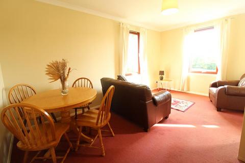 2 bedroom flat to rent, Headland Court, First Floor, AB10