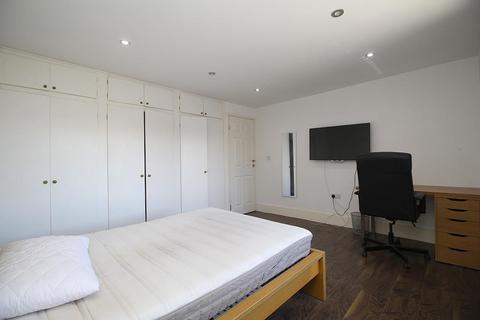 1 bedroom in a house share to rent, Brisco Avenue, Loughborough, LE11
