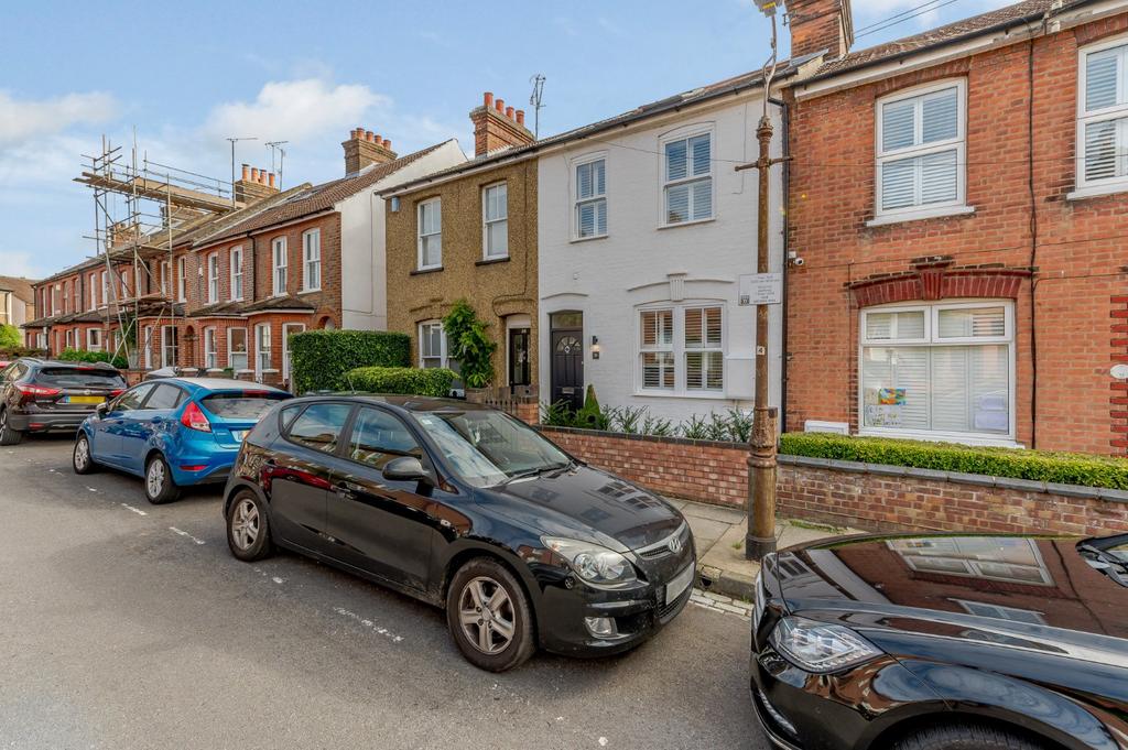 Ladysmith Road, St. Albans... 3 bed terraced house £800,000