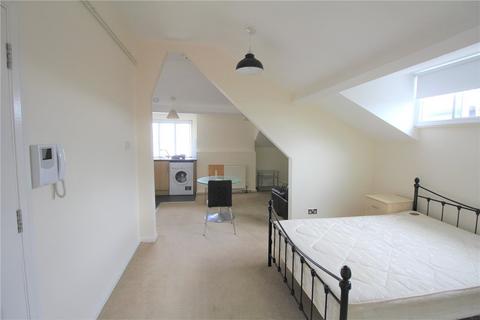 Studio to rent, Mill House, 121-123 Albion Street, Cheltenham, Gloucestershire, GL52