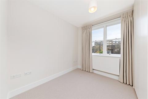 2 bedroom flat to rent, Christchurch Street, London