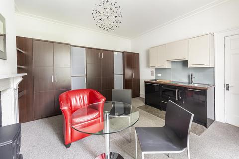 undefined, Flat , Canynge Square, BS8
