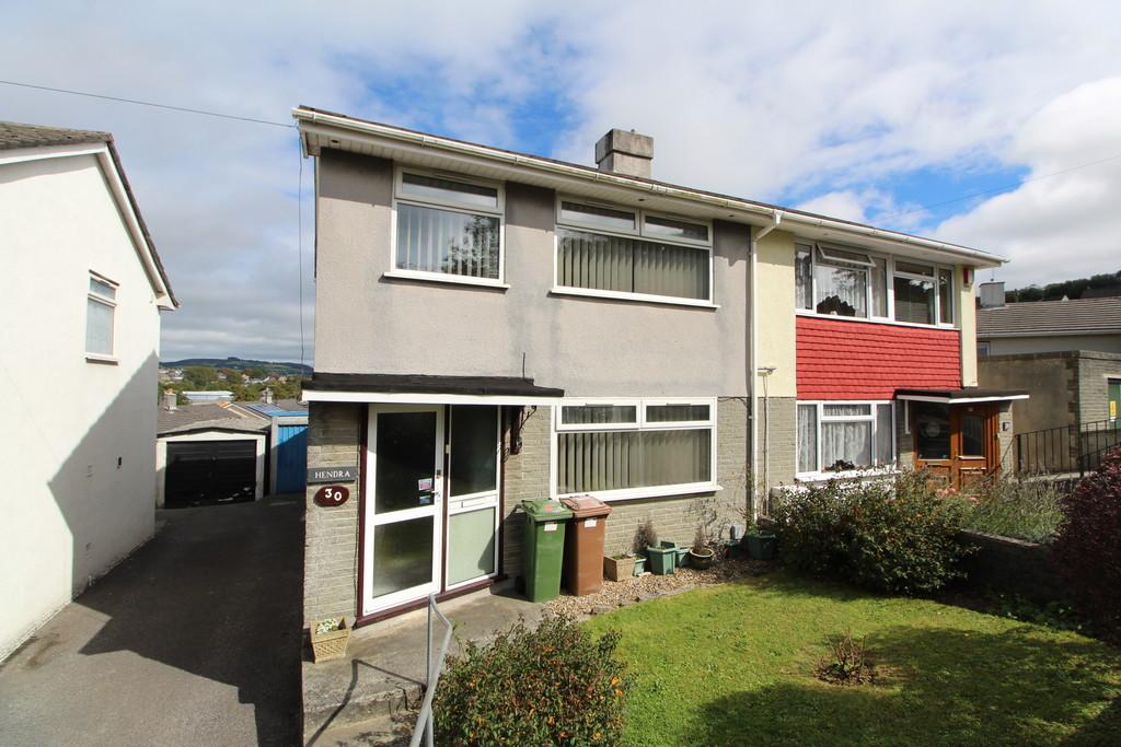 Cot Hill, Plympton 3 bed semidetached house £160,000