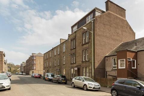 1 bedroom flat to rent, Cleghorn Street, Dundee DD2