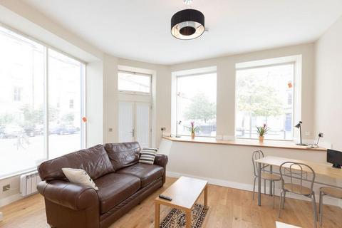 1 bedroom flat to rent, Hillside Street, Hillside, Edinburgh, EH7