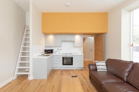 1 bedroom flat to rent, Hillside Street, Hillside, Edinburgh, EH7