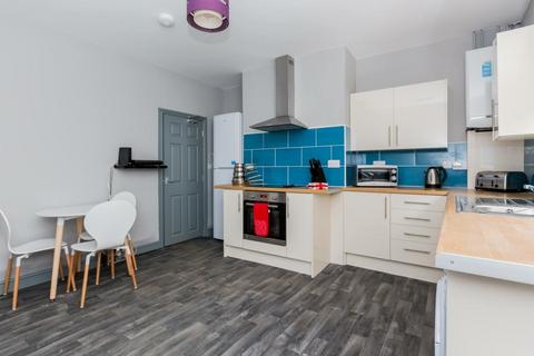 4 bedroom house share to rent, Old Mill Lane, Barnsley, South Yorkshire, S71