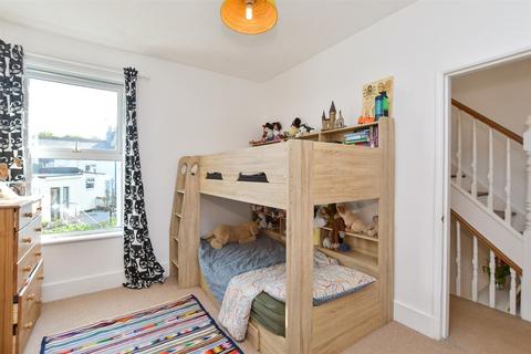 102 Whippingham Road, Brighton, BN2 3PG
