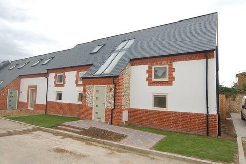 3 bedroom end of terrace house to rent, Hall Farm Close, Feltwell, Thetford, Norfolk, IP26