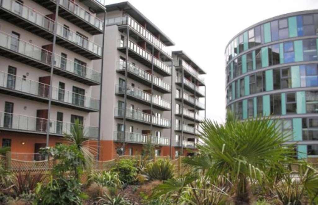 Pollard Street, Manchester M4 2 bed apartment to rent £1,350 pcm (£