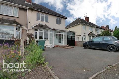 3 bedroom semi-detached house to rent, Stafford Road, Wolverhampton