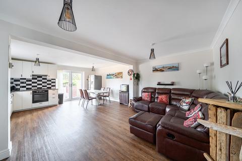 3 bedroom semi-detached house for sale, Hornhill Road, Maple Cross, Rickmansworth