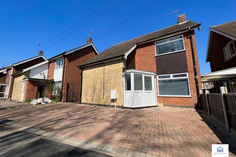 3 bedroom detached house to rent, Newhaven Road, Leicester LE5