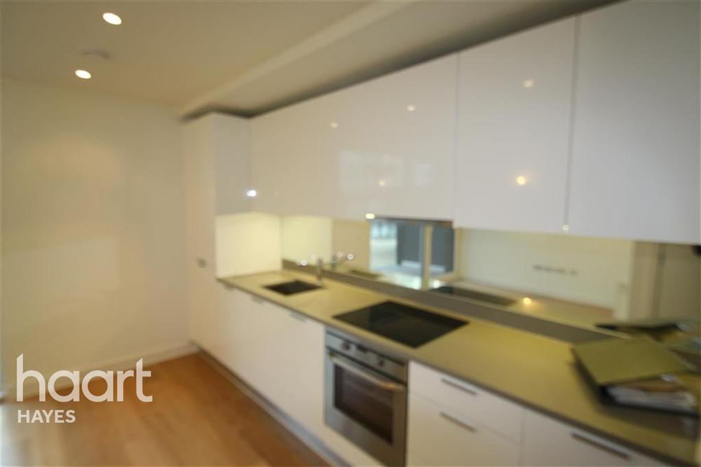 HIGH POINT VILLAGE,UB3 4 Studio £895 pcm (£207 pw)