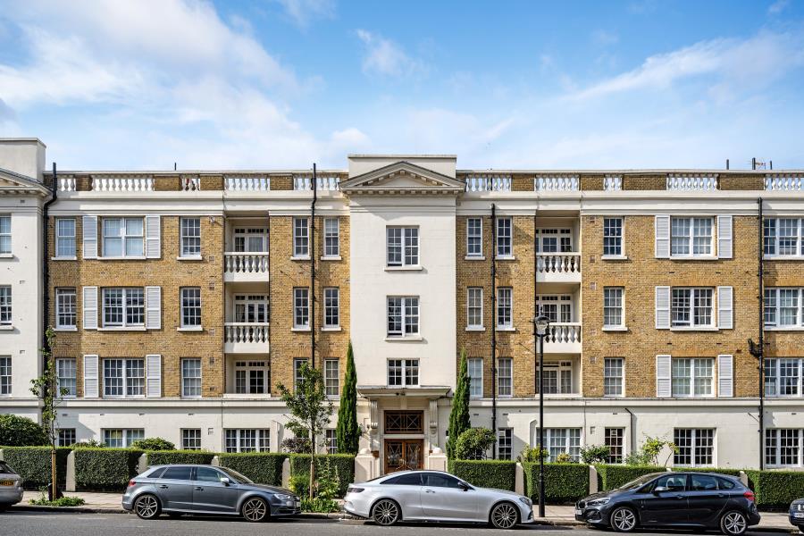 CLIFTON COURT, NORTHWICK TERRACE, NW8 8JA 1 bed apartment £550,000