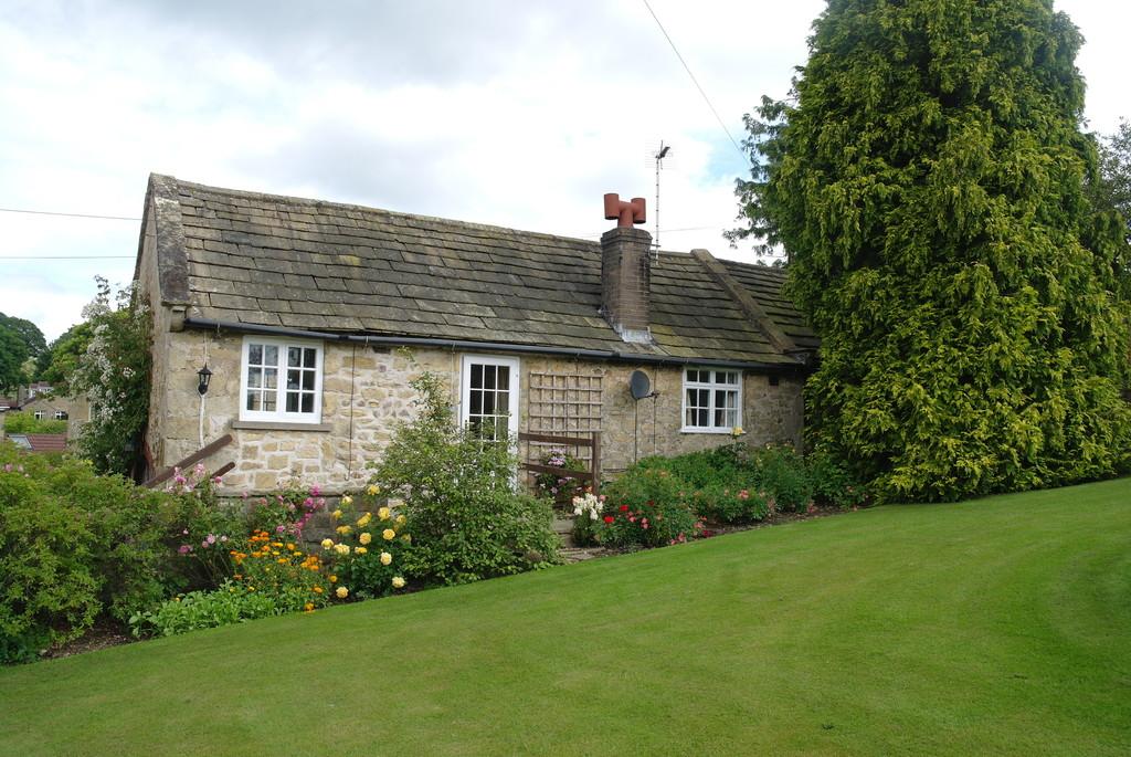 Farnham, Knaresborough HG5 9JE 1 bed cottage £675 pcm (£156 pw)
