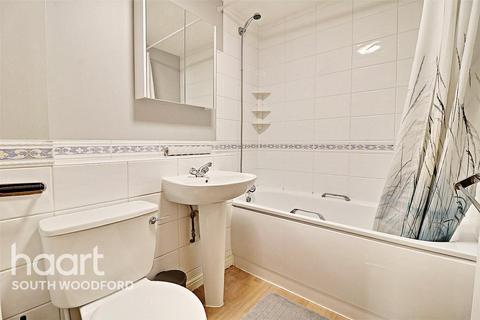 2 bedroom flat to rent - Cowley Court, South Woodford, E18