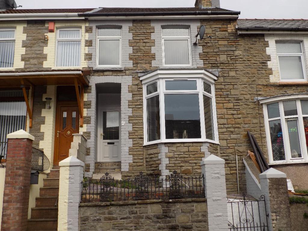 Duke Street, Abertillery. NP13 1BE. 3 bed terraced house £98,950