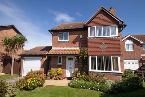 Avebury Close, Bracklesham