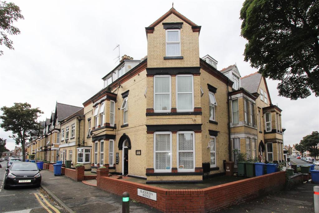 Blackburn Avenue, Bridlington 1 bed block of apartments for sale £295,000