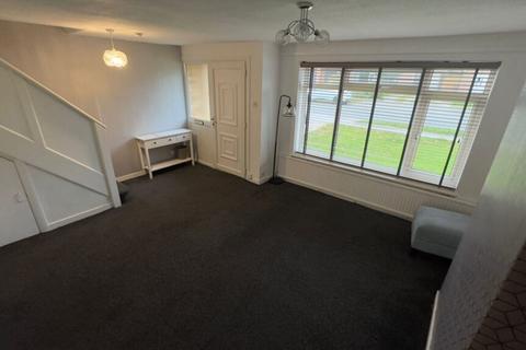 3 bedroom semi-detached house to rent, Plantation Gardens, Shadwell, Leeds, LS17 8SU