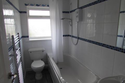 2 bedroom semi-detached house to rent, Machin Close, Carisbrooke, Newport, Isle Of Wight, PO30