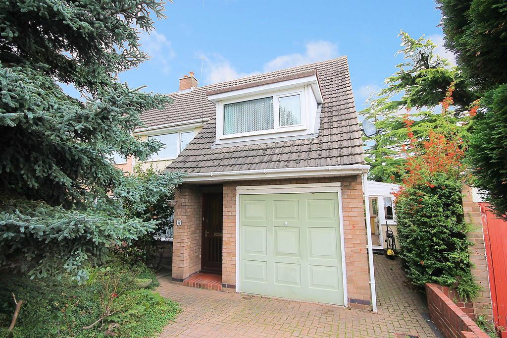 Greenhill Close, Dosthill, Tamworth, B77 1NA 3 bed semidetached house
