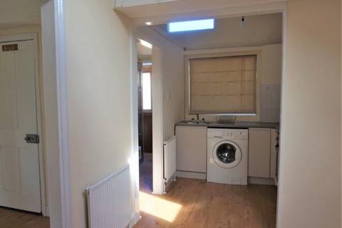 1 bedroom flat to rent, SNODLAND, KENT.