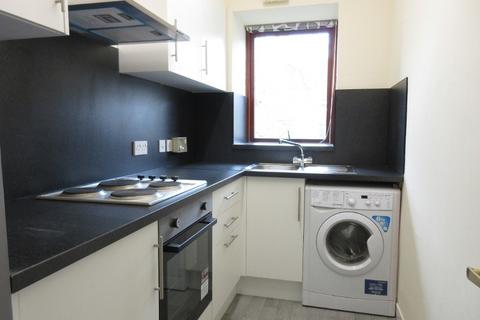 2 bedroom flat to rent, Baldovan Terrace, Baxter Park, Dundee, DD4