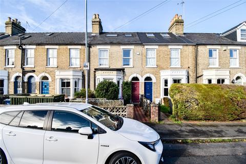 3 bedroom terraced house to rent, Oxford Road, Cambridge, CB4