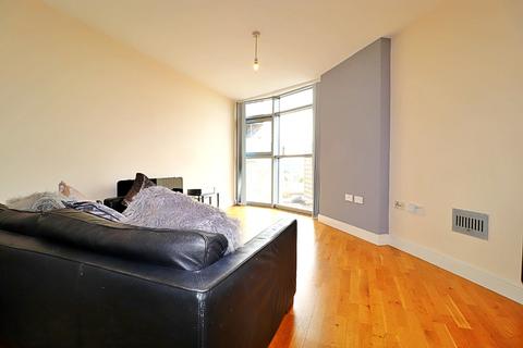 2 bedroom flat for sale - Altolusso, Bute Terrace, Adamsdown, Cardiff, CF10