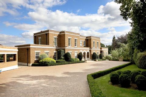 Gorse Hill Road, Virginia Water, Surrey, GU25