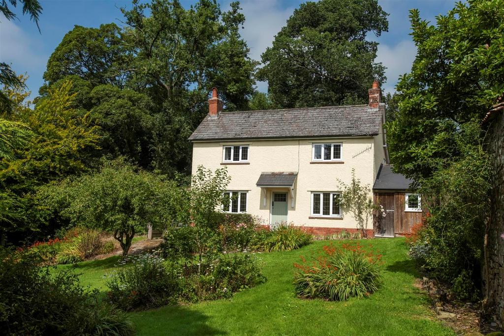 Whitechapel, South Molton, Devon, EX36 11 bed detached house for sale