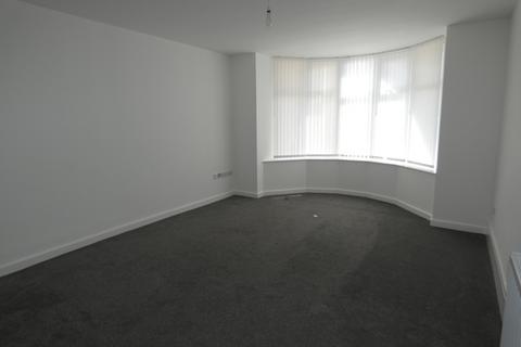 2 bedroom property to rent, Reads Avenue flat 2