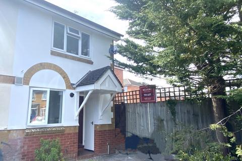2 bedroom end of terrace house to rent, Beechwood Close, Devizes SN10