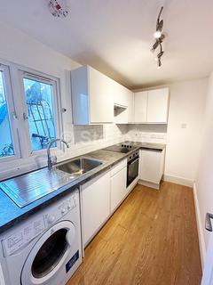 2 bedroom apartment to rent, Grafton Road, London, NW5